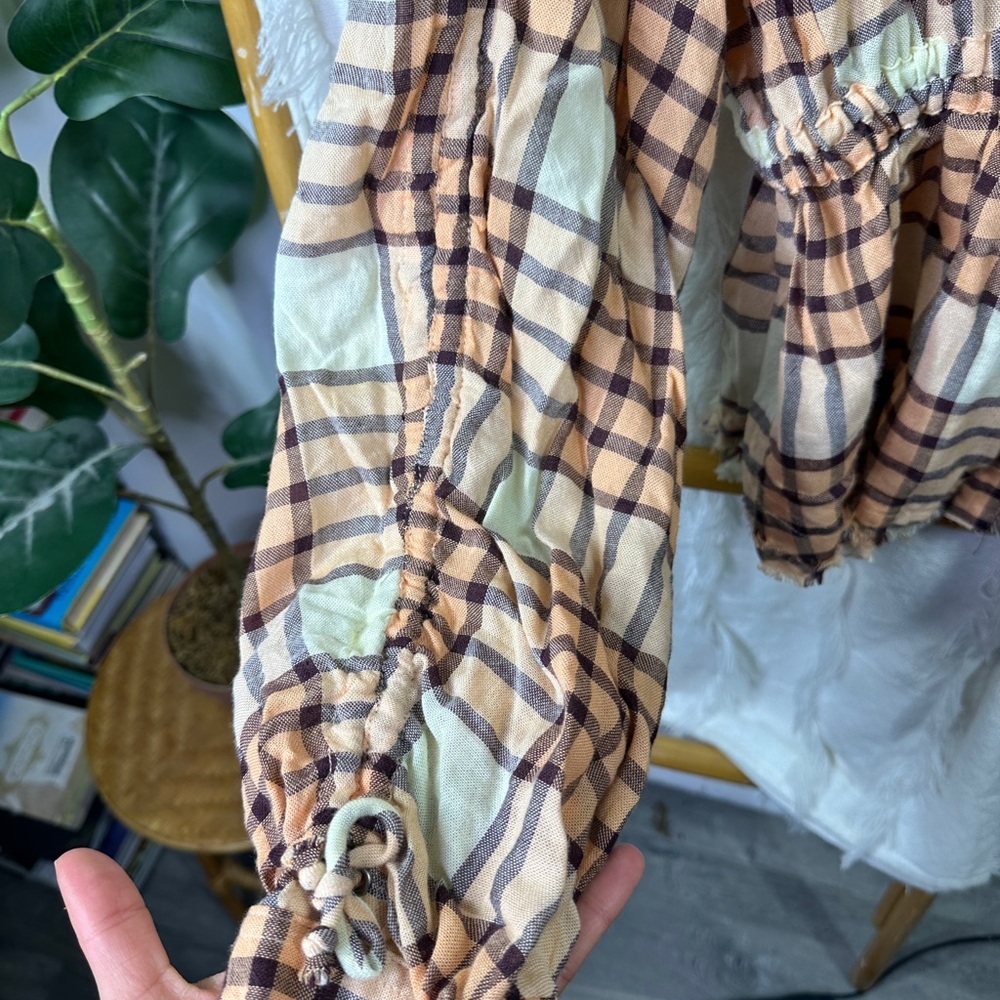Free People Plaid Button Down Shirt in Brown and Cream sz S - Picture 8 of 8
